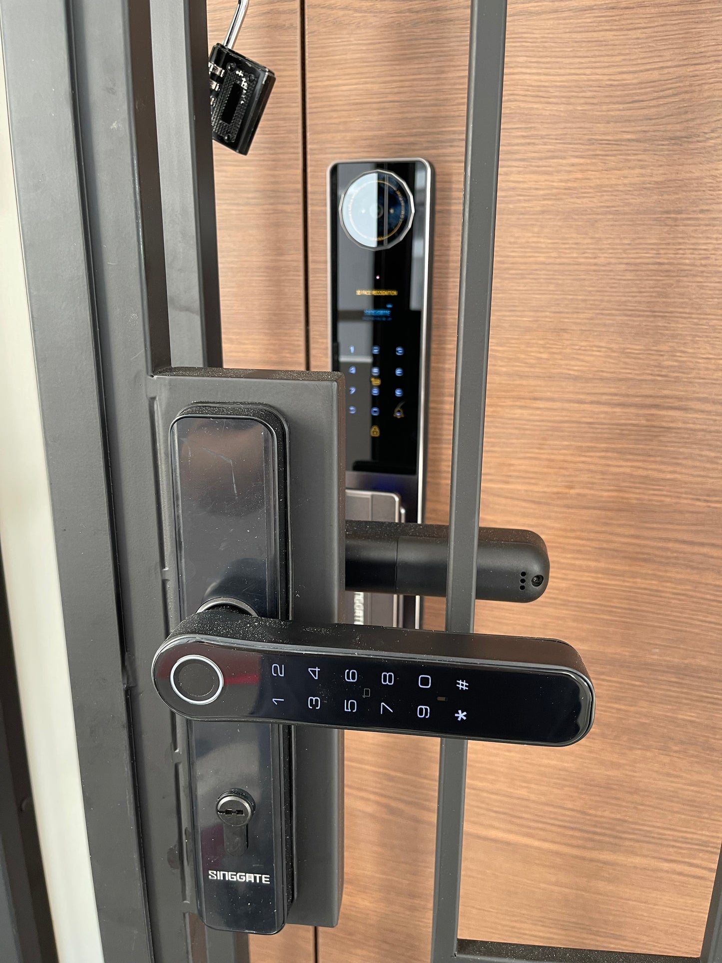 FR051 Door + FM021 Gate Digital Lock Bundle
