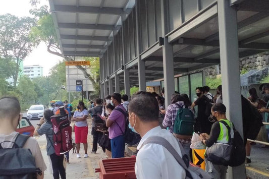 50 commuters were stuck in stalled TEL train for over 1.5 hours during morning disruption