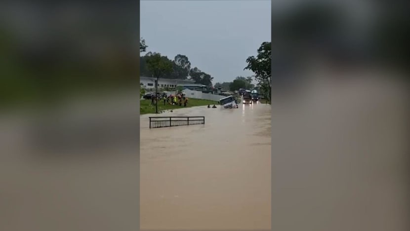 Flash floods in several parts of Singapore due to heavy rain
